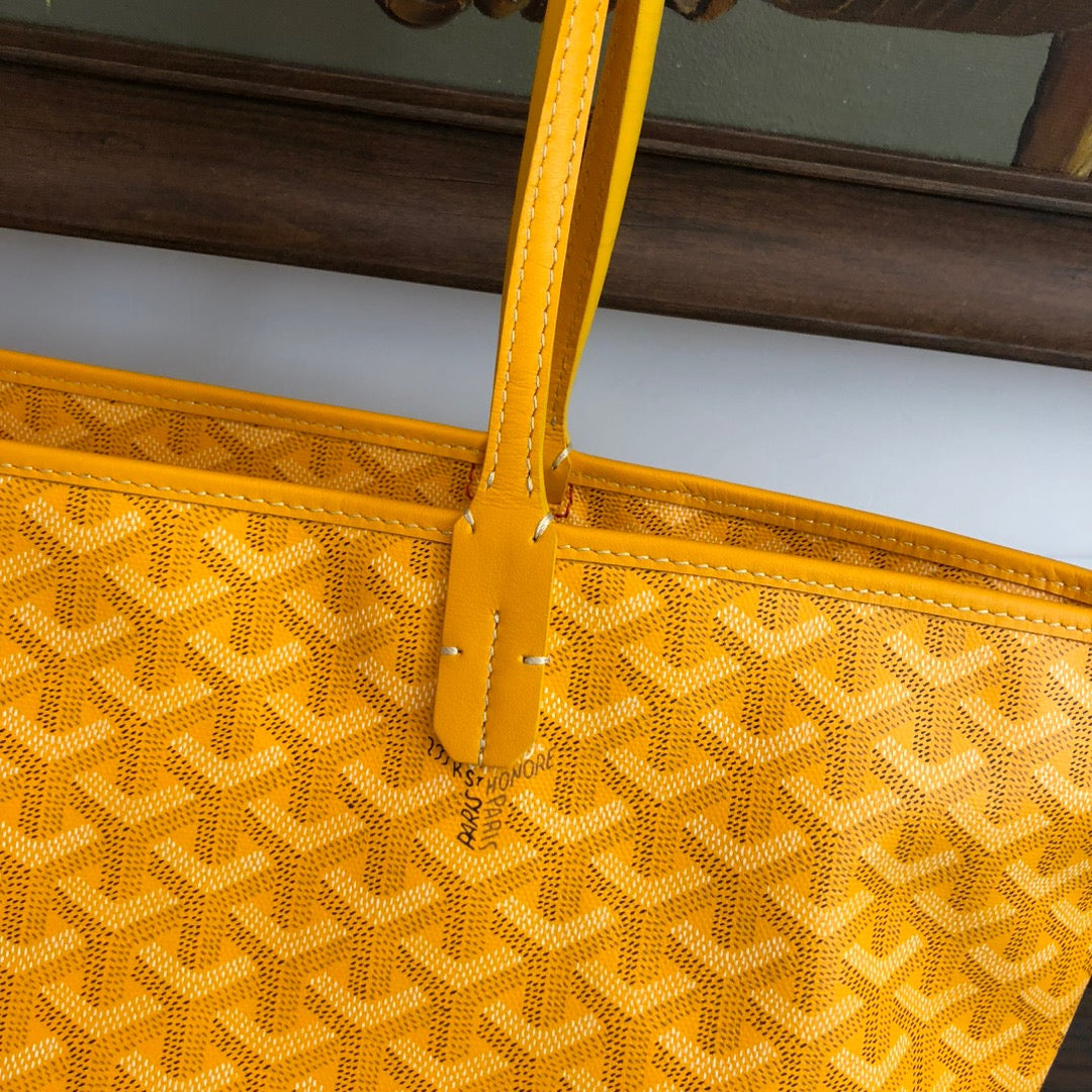 Artois MM Bag #683