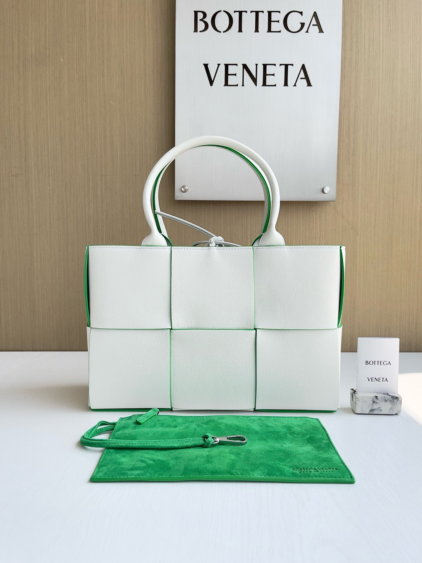 BV Mini Tote #2710