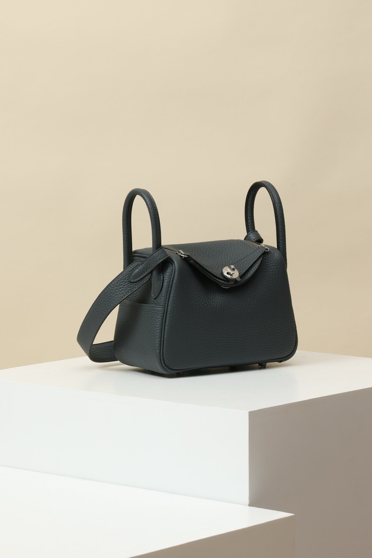 LD19 , Togo , H0 Gris Brouillard PHW #4574