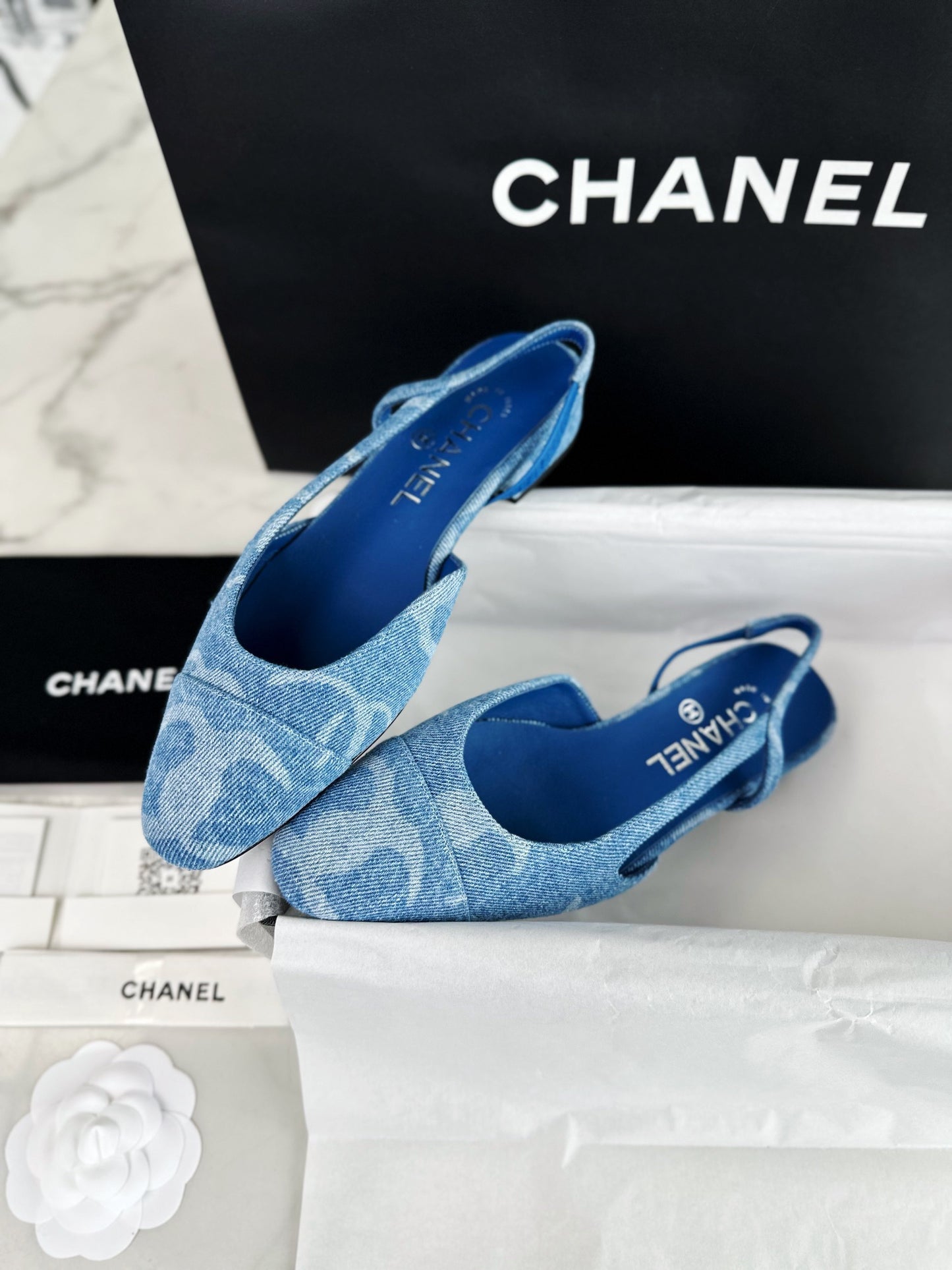 24s Sandal #304