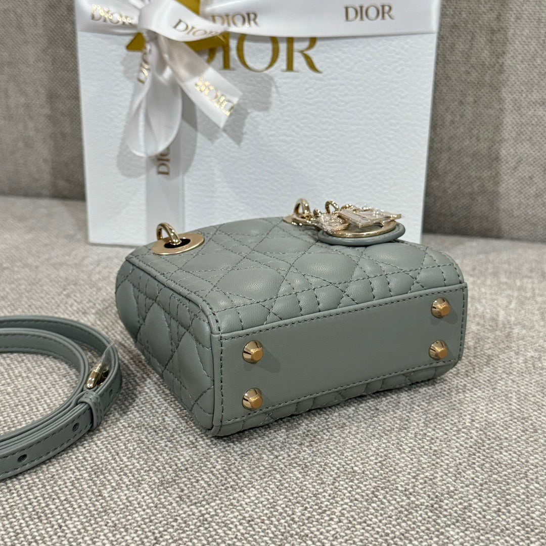 CD Lady Micro 12 #646
