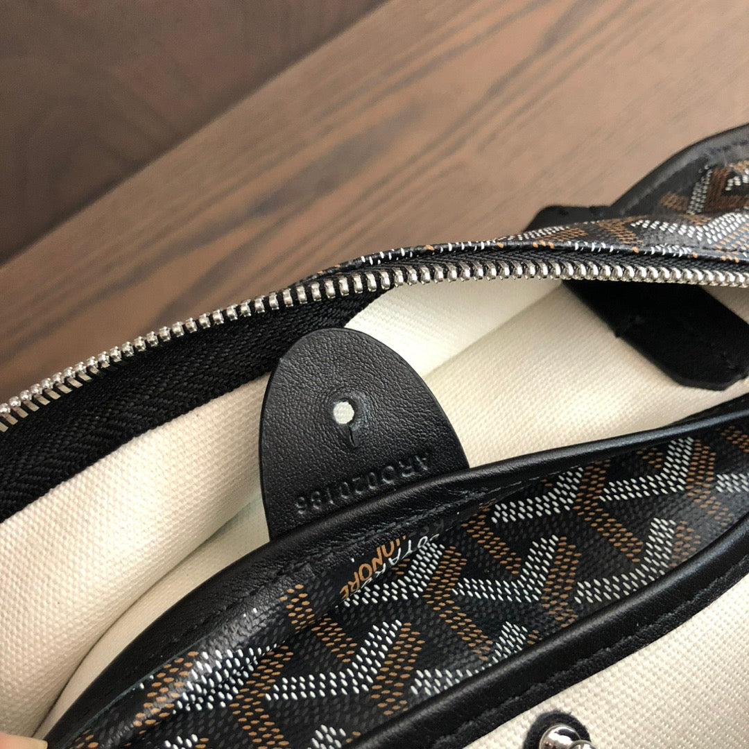 Artois MM Bag #699