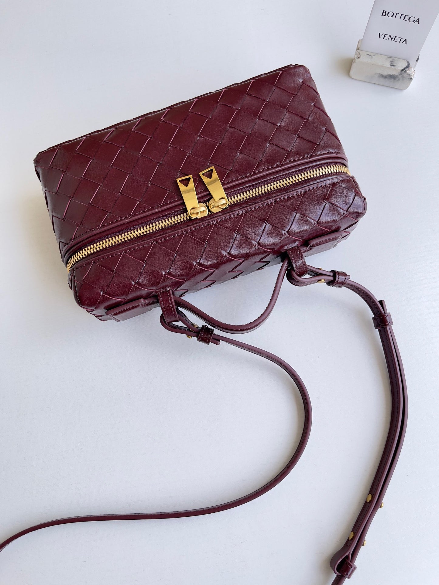 BV Bang Bang Vanity Case #562