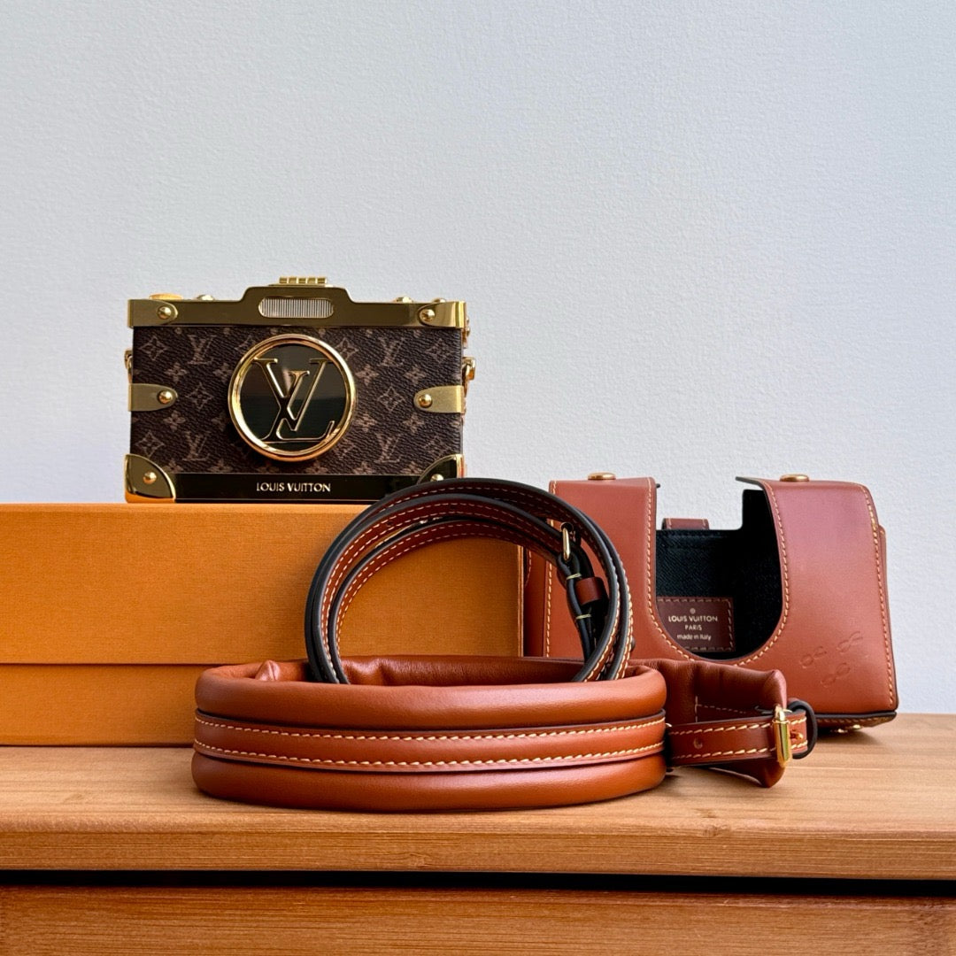 Pic Trunk #2177