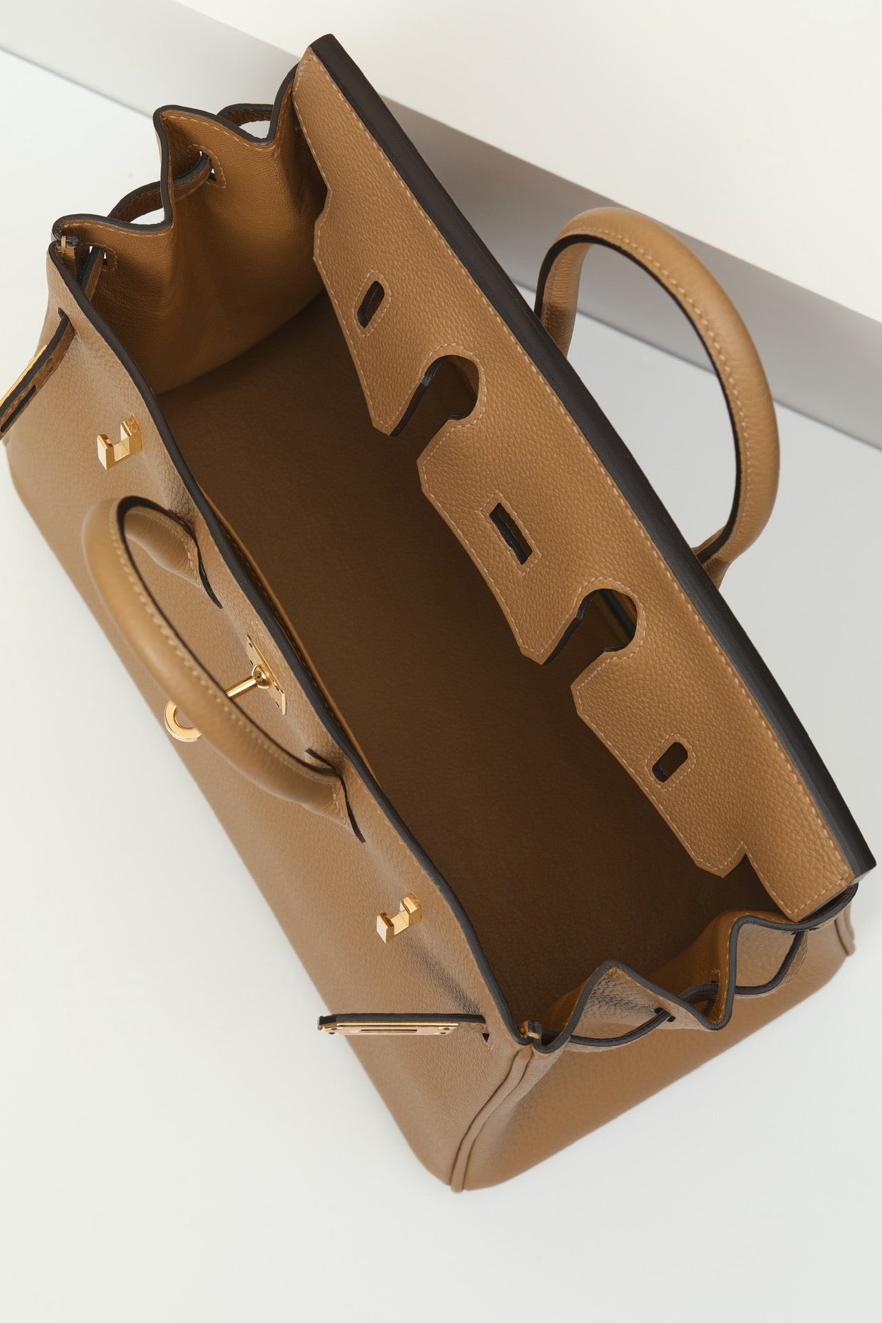 BK25 Mushroom White # 3883