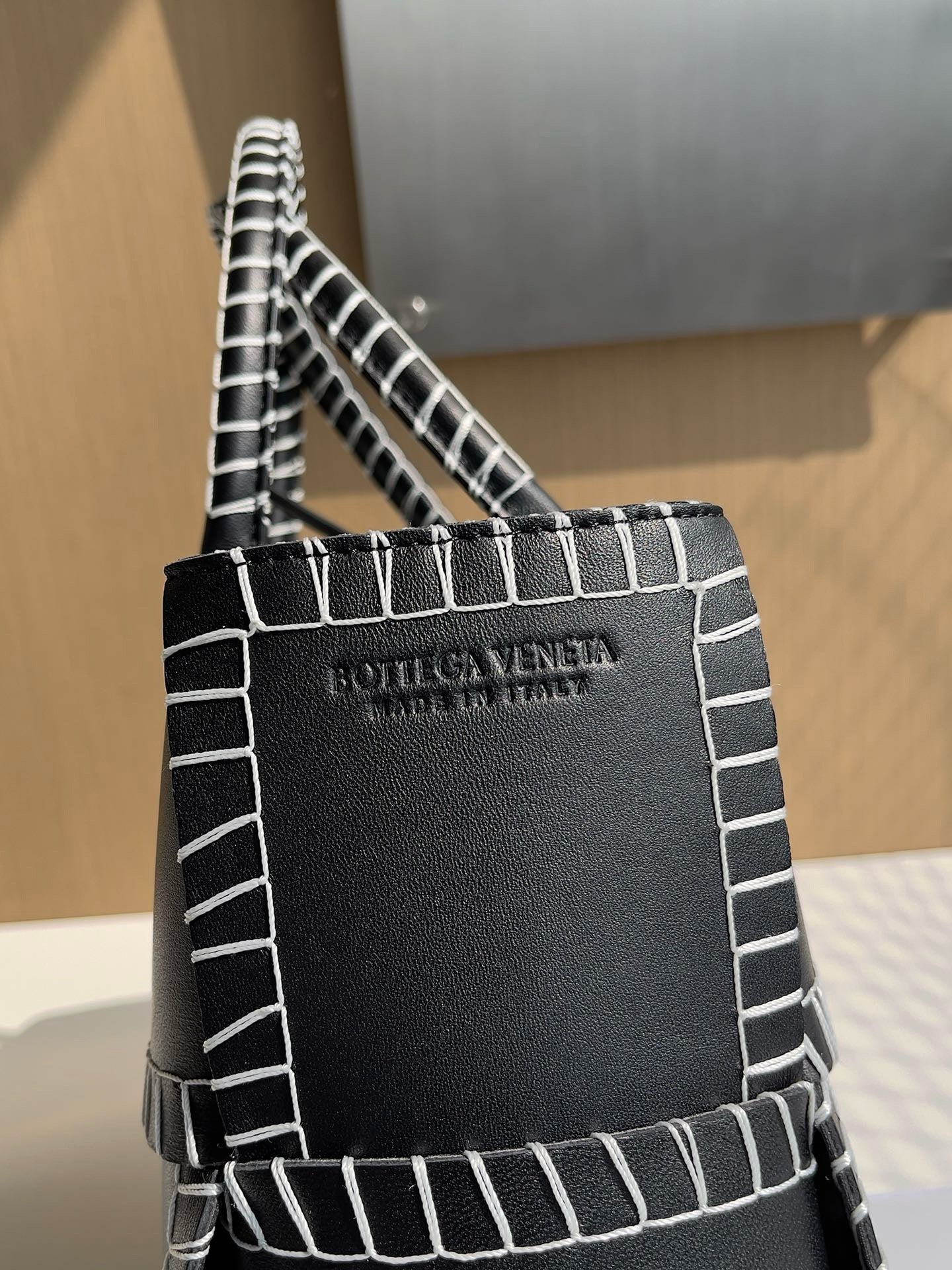 BV Mini Tote #2707
