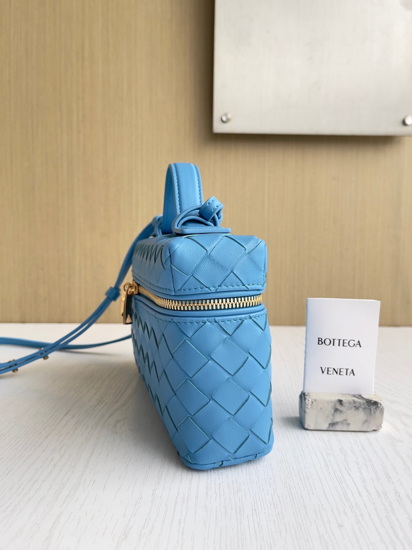 BV Bang Bang Vanity Case #579