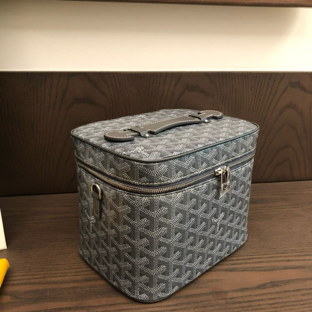 Muse Vanity Case Bag #2490