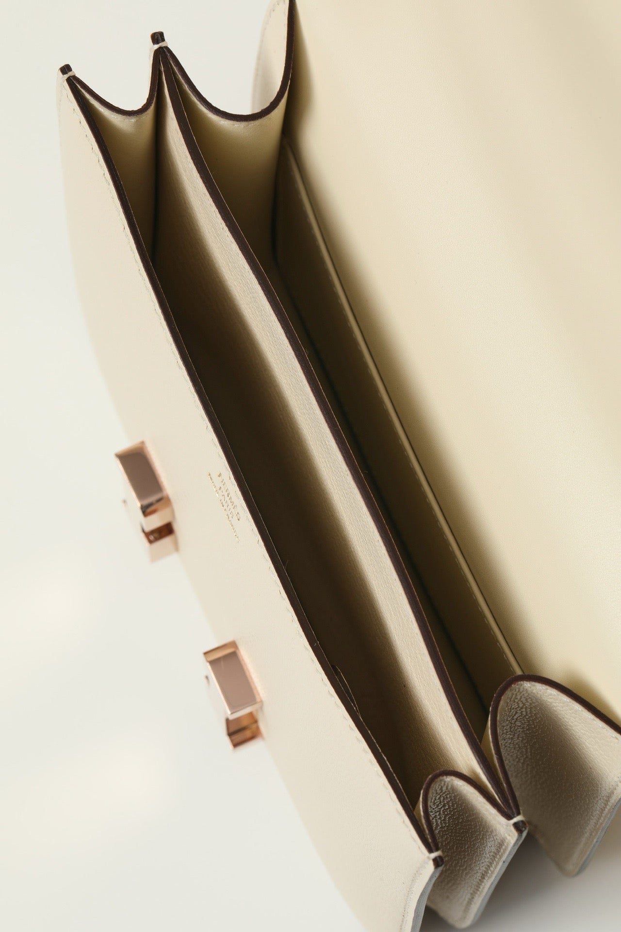 CJ19 19 cm, I2 Cream White Rose Gold Hardware #4351