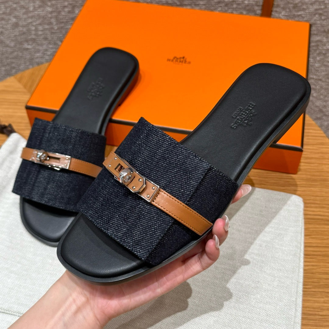 Sandal #3037