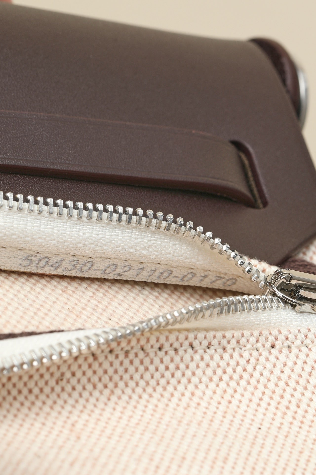 HB20 46 Ebony H Viking Canvas and Hunter Leather Shoulder Bag PHW #4639