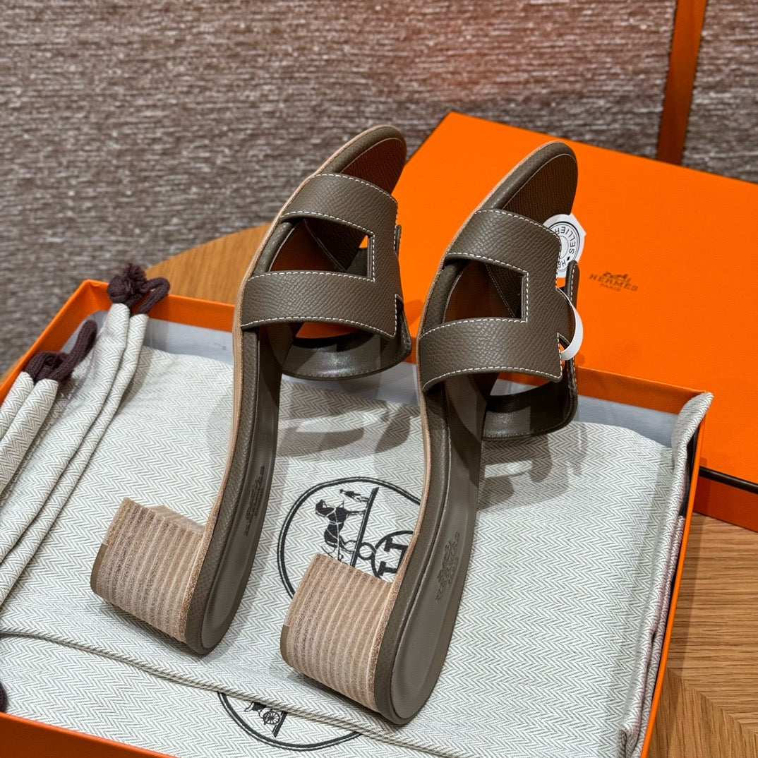 Sandal #3048