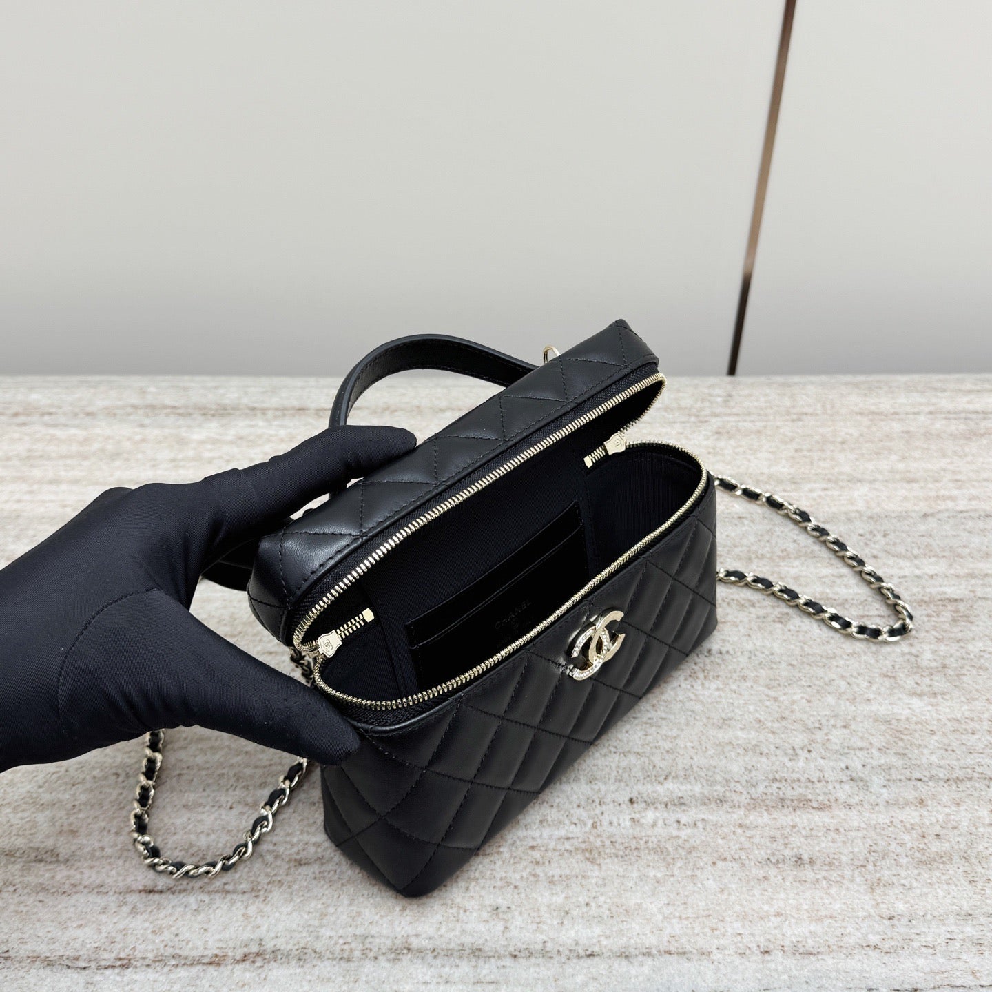 25c BAG #876