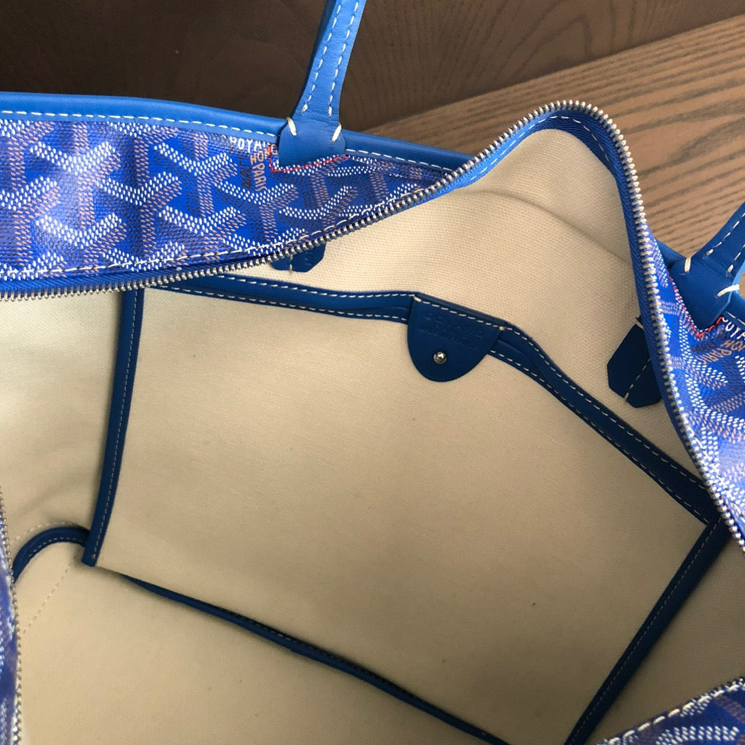 Artois PM Bag #686