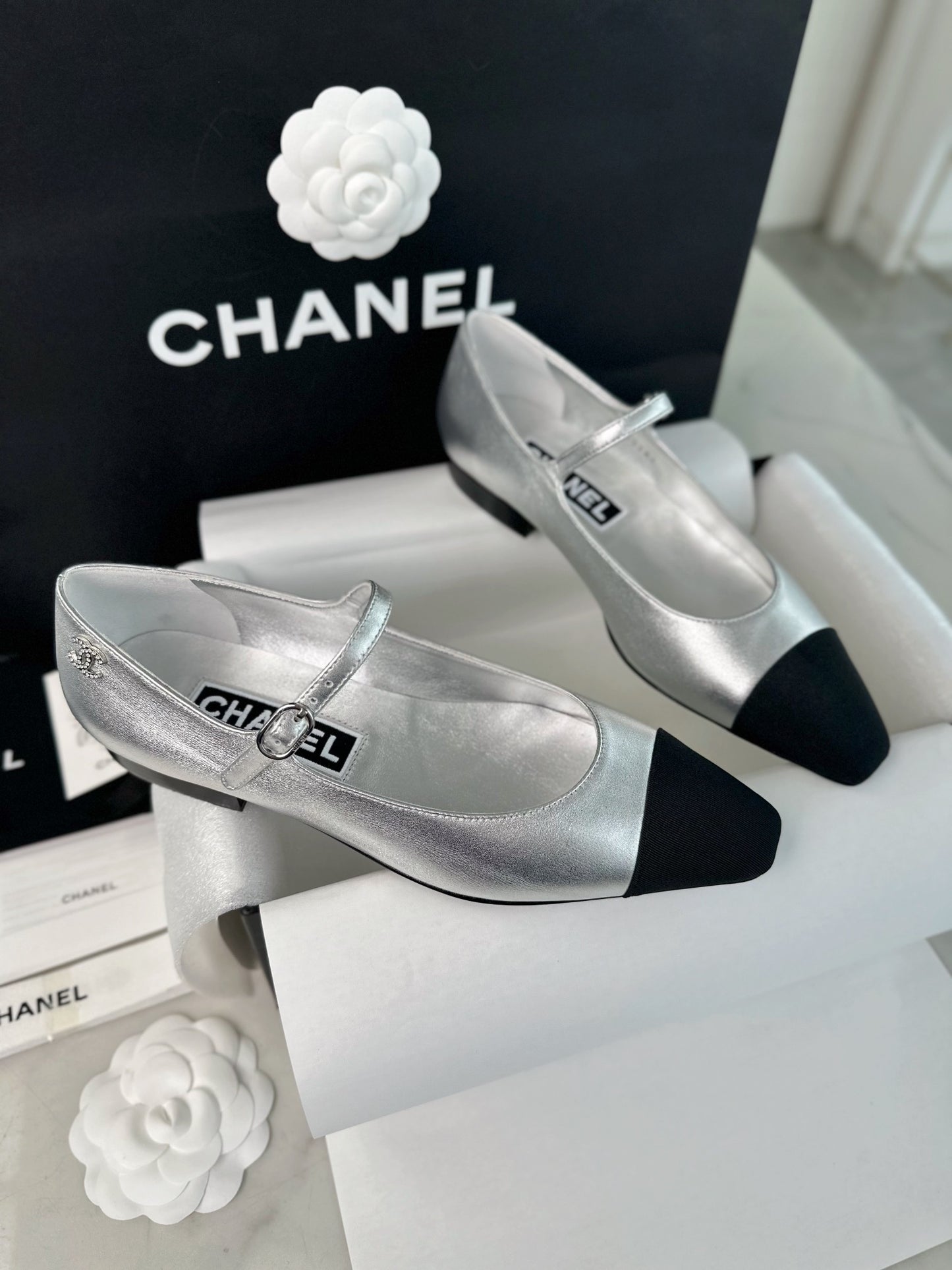 24s sandal #362