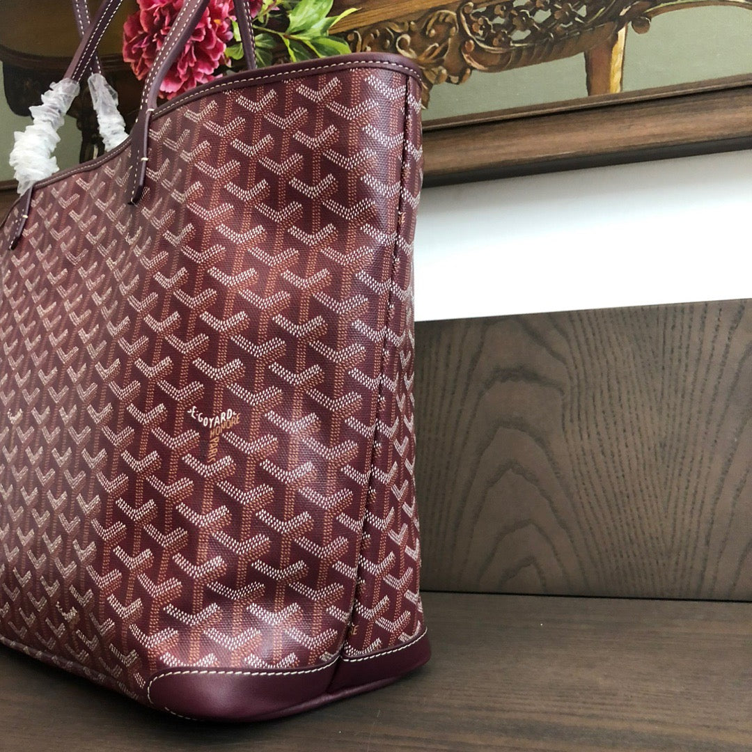 Artois MM Bag #679