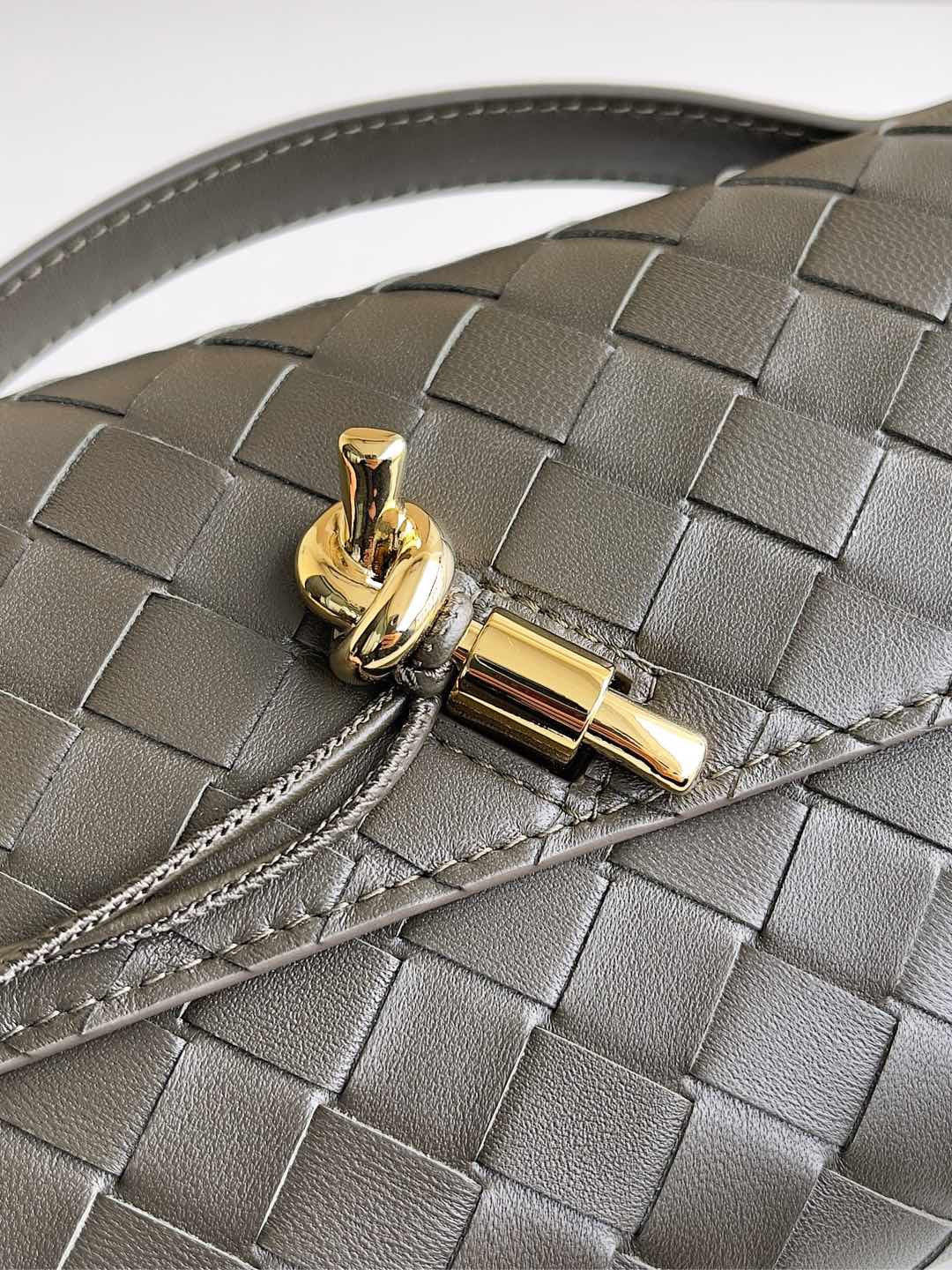 BV Long Andiamo Clutch #472