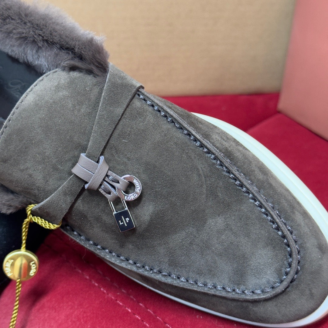 Charms Walk Loafer #231