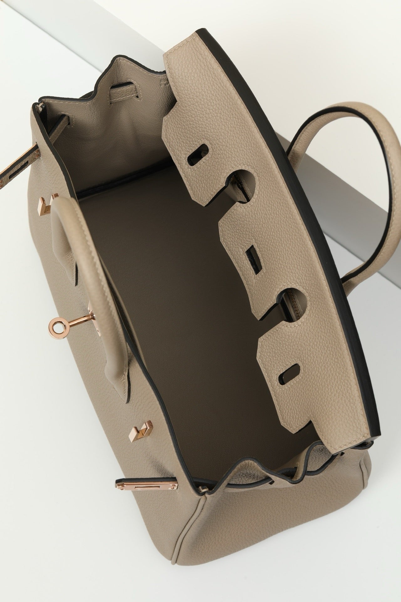 BK25 Dove Gray # 3874