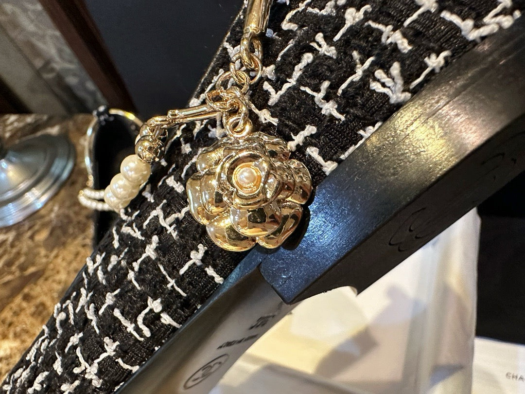 24s Sandal #2845