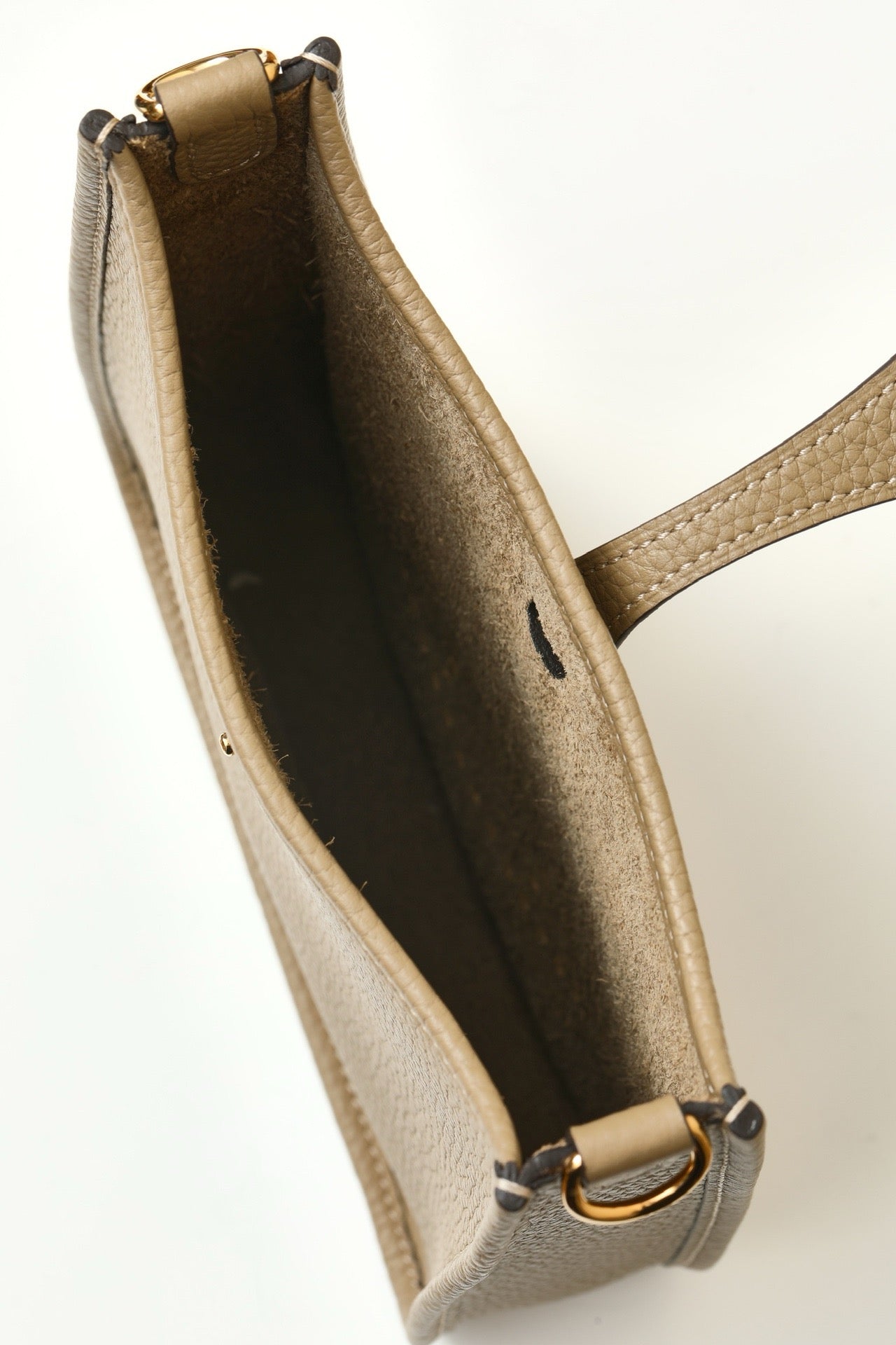 YF16 8Q Malfa Beige Clemence bull leather crossbody bag ,GHW#4435