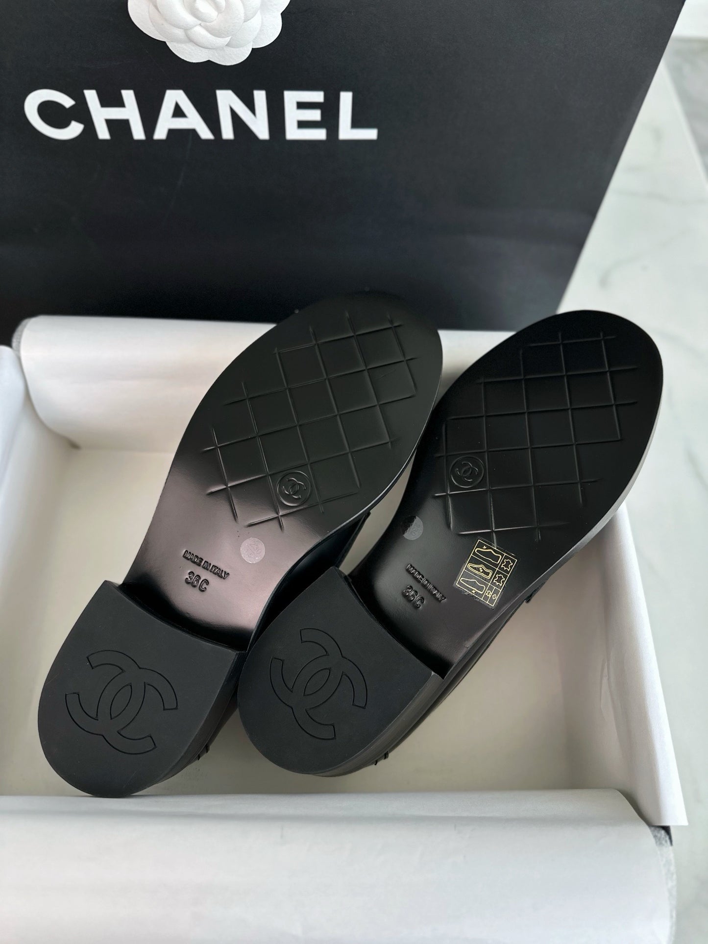 24s loafer #2471