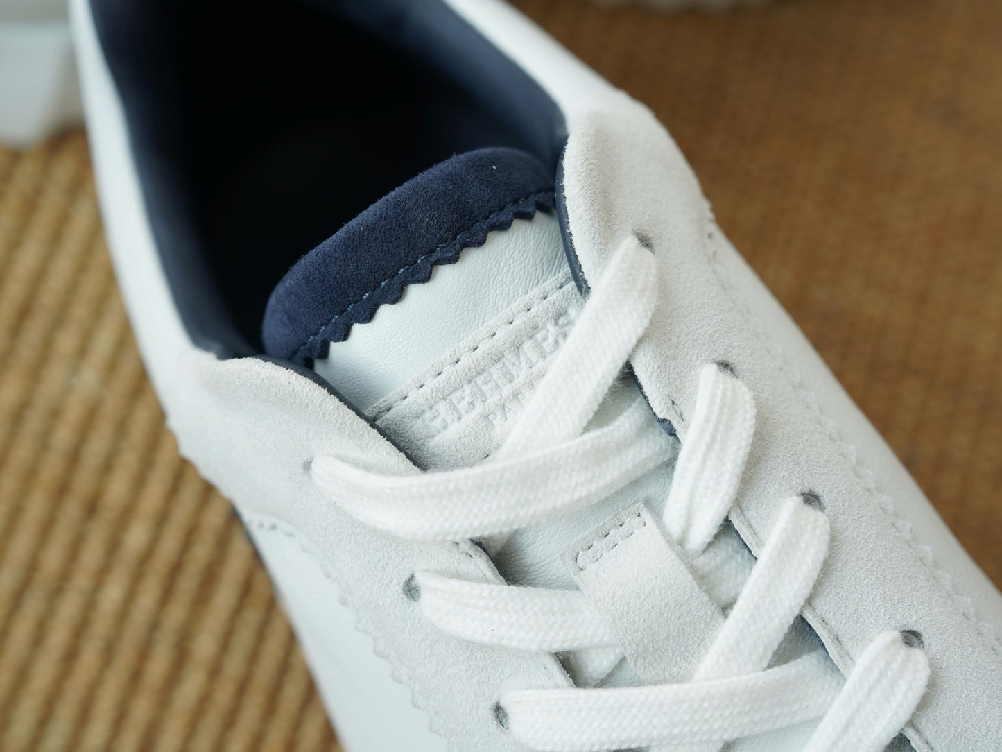 HSneakers