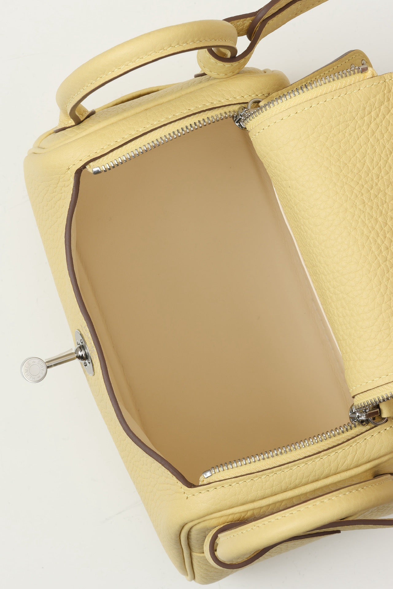 LD19 , Togo , 1Z Jaune Poussin / I2 Craie PHW #4584