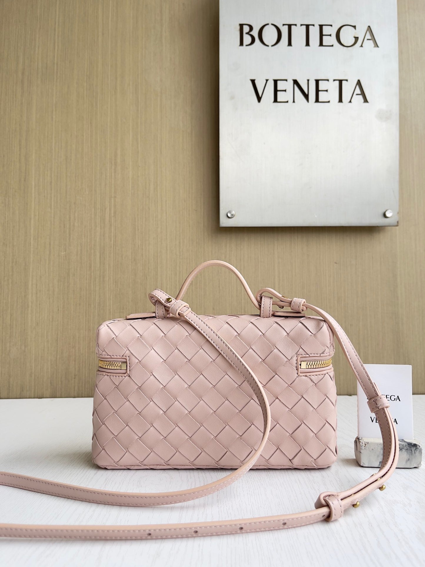 BV Bang Bang Vanity Case #575