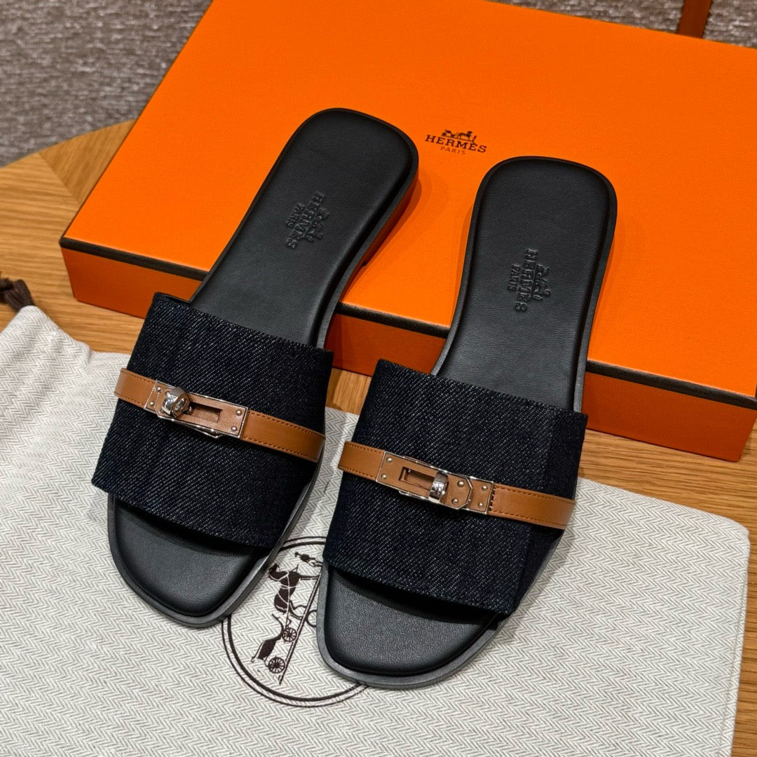 Sandal #3037