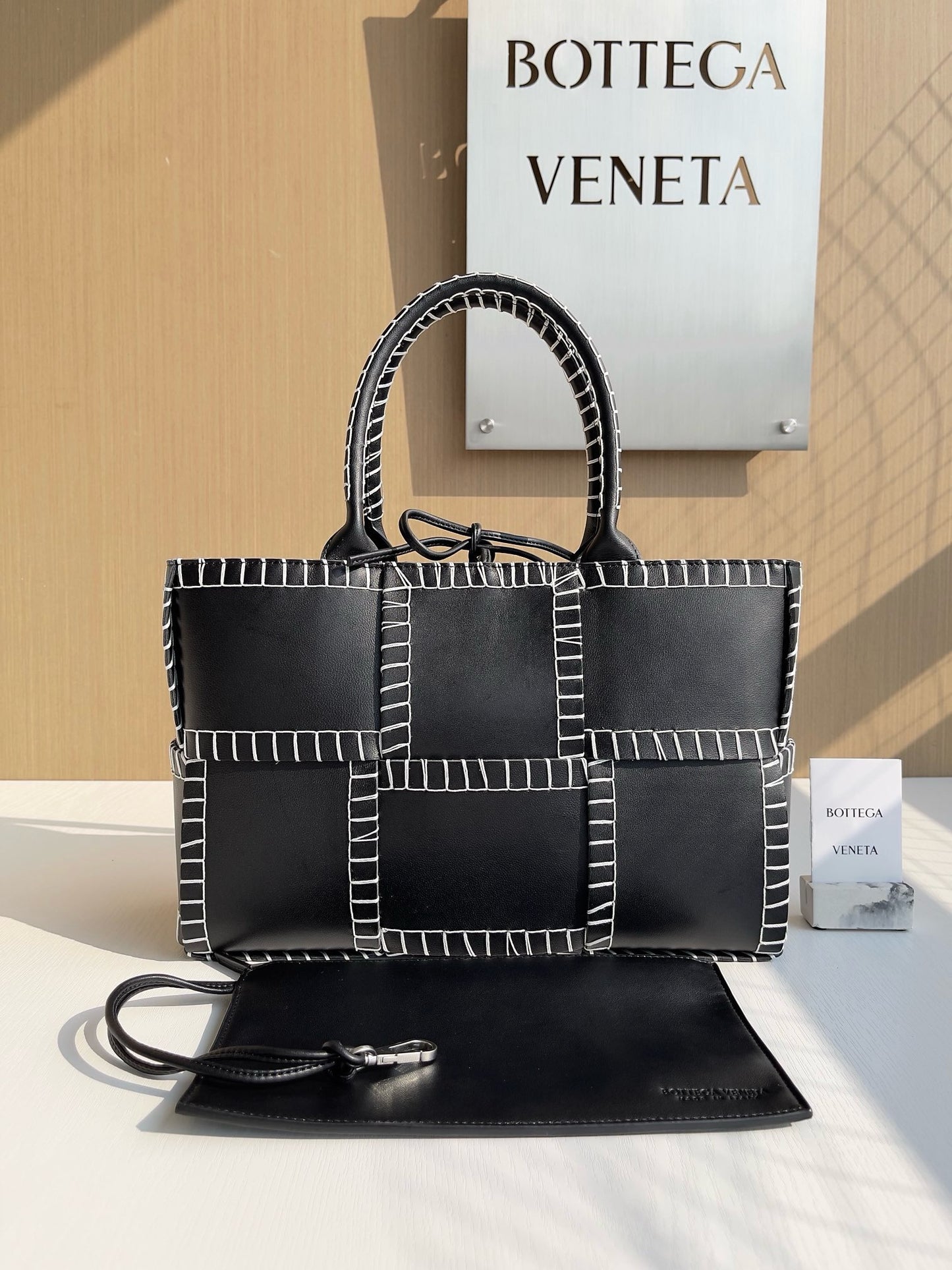 BV Mini Tote #2707