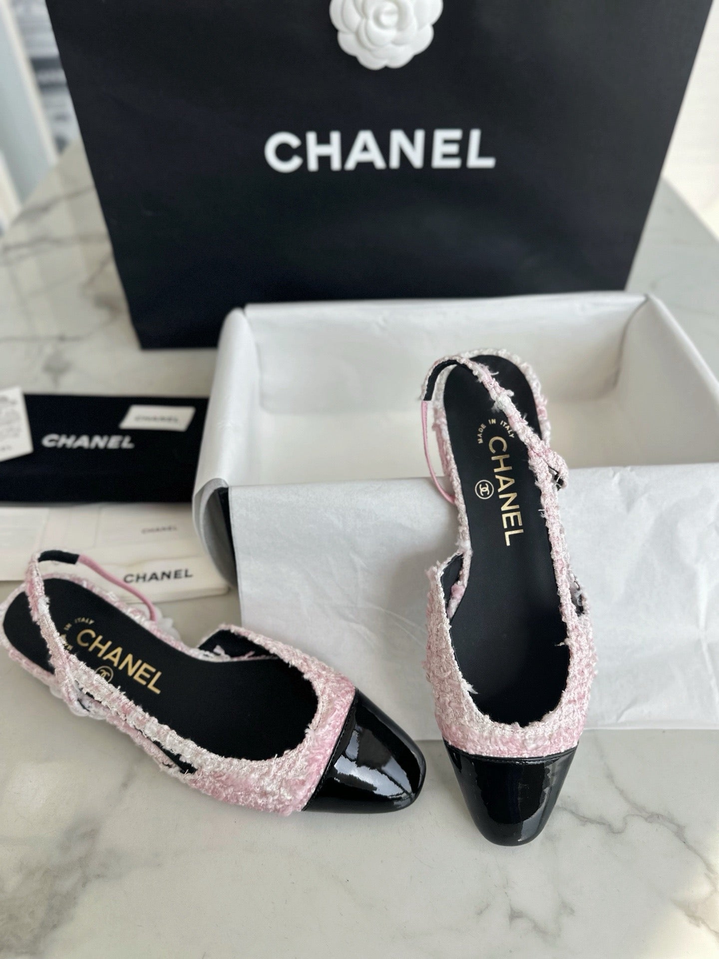 24s sandal #2468