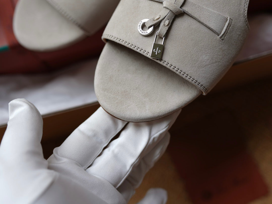 Summer Charms Sandal #410