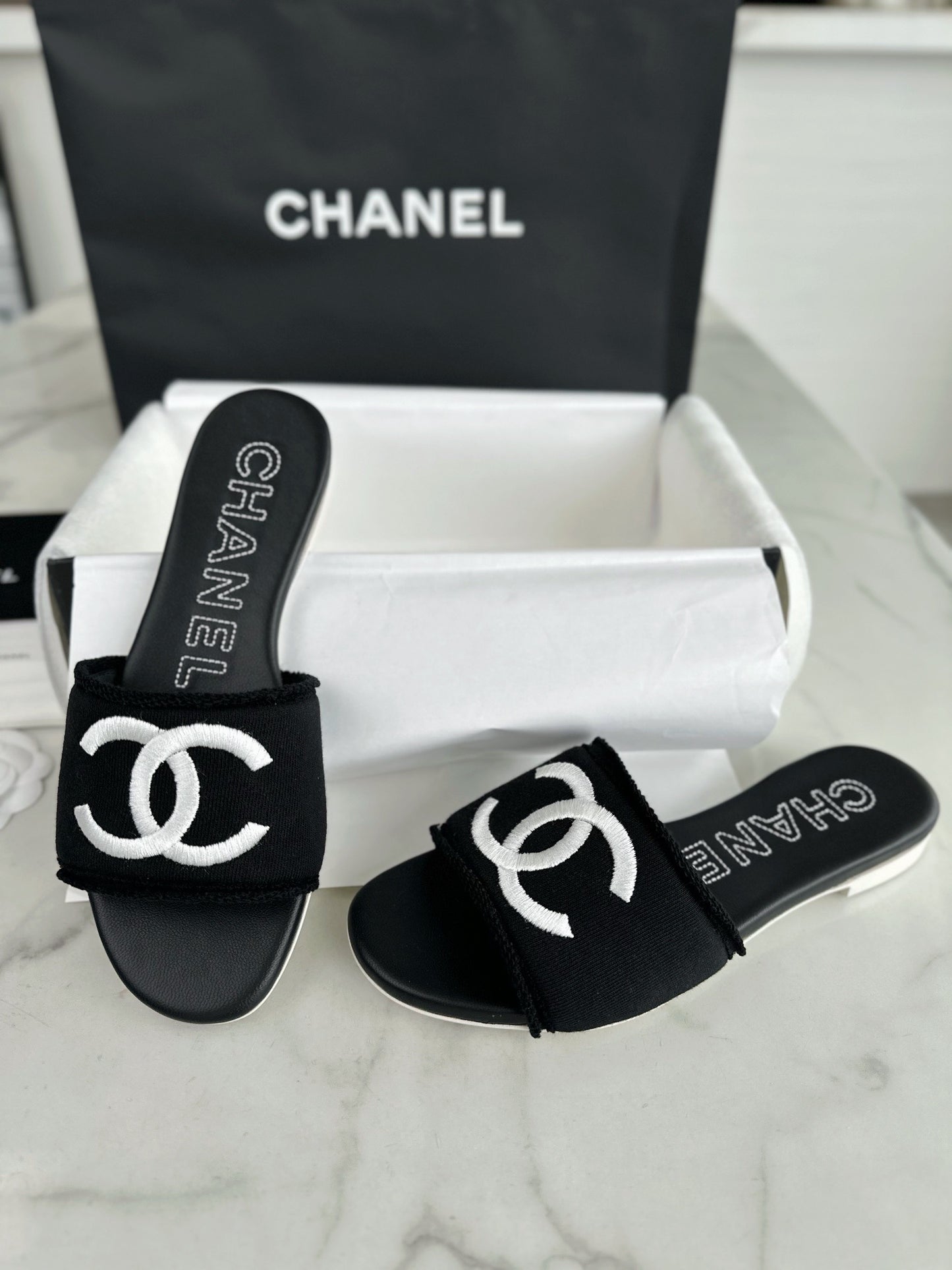 24s Sandal #258
