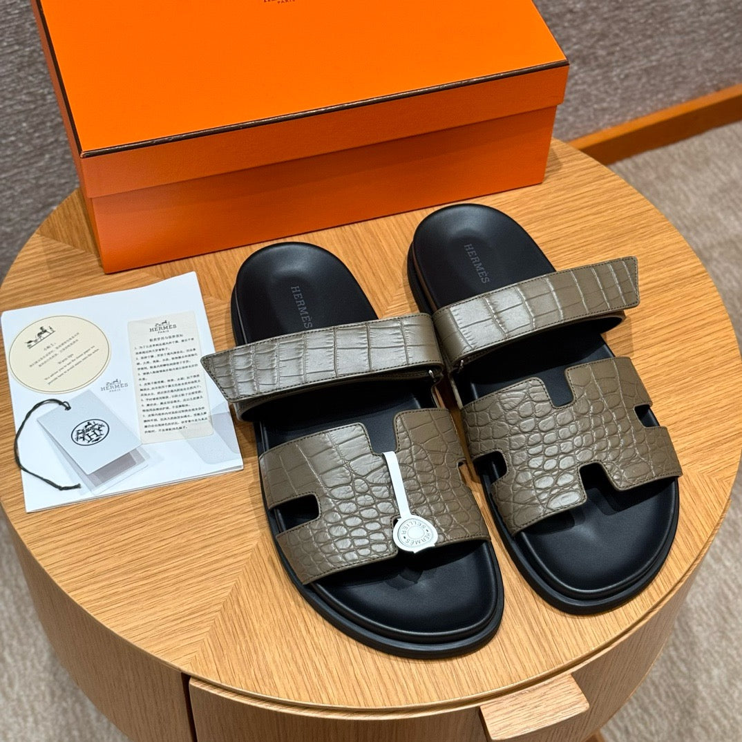 sandal alligator #2573