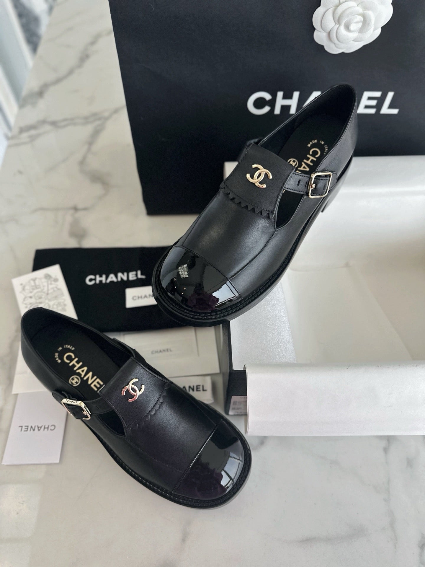 24s sandal #2842