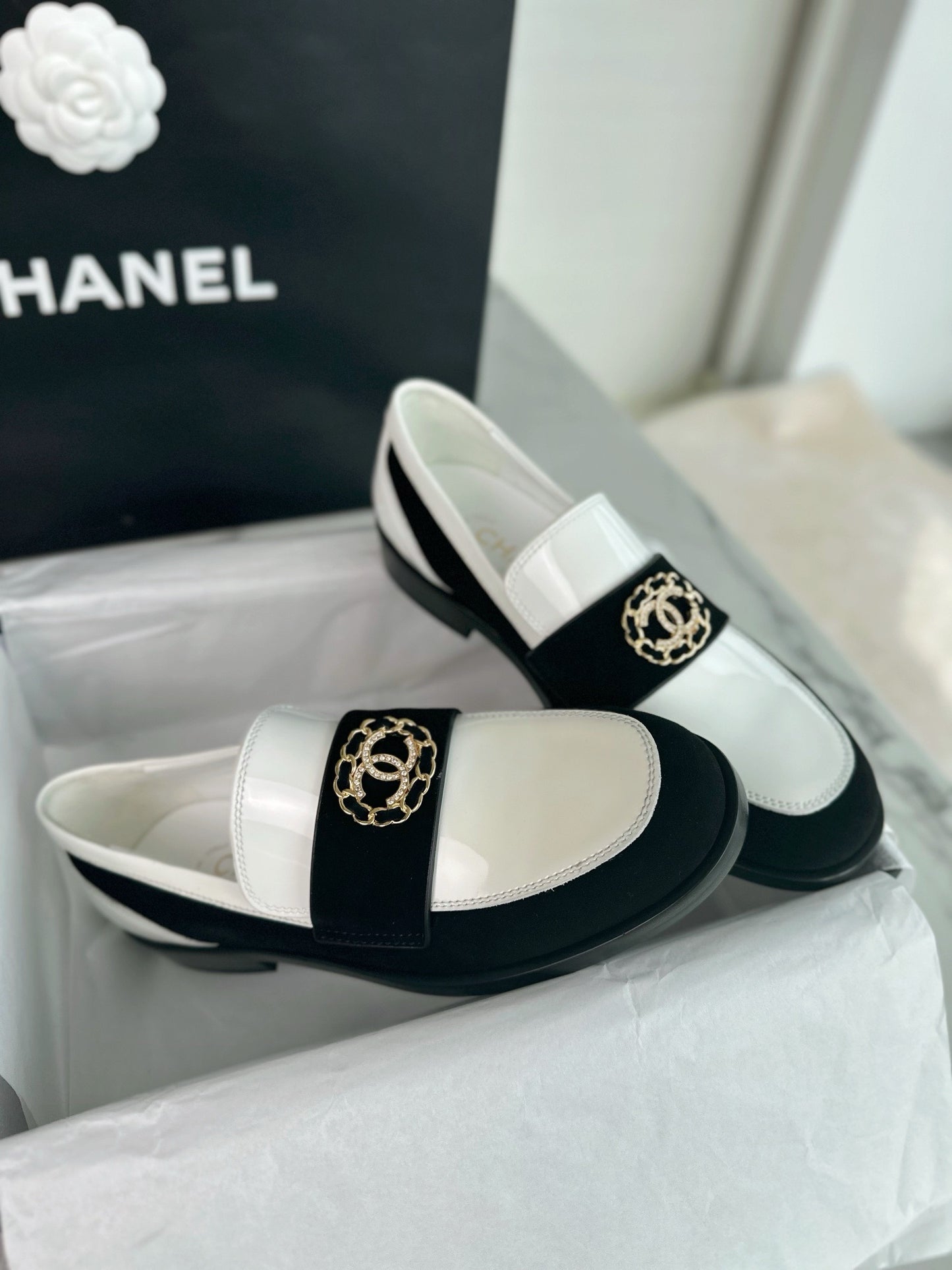 24s loafer #2470