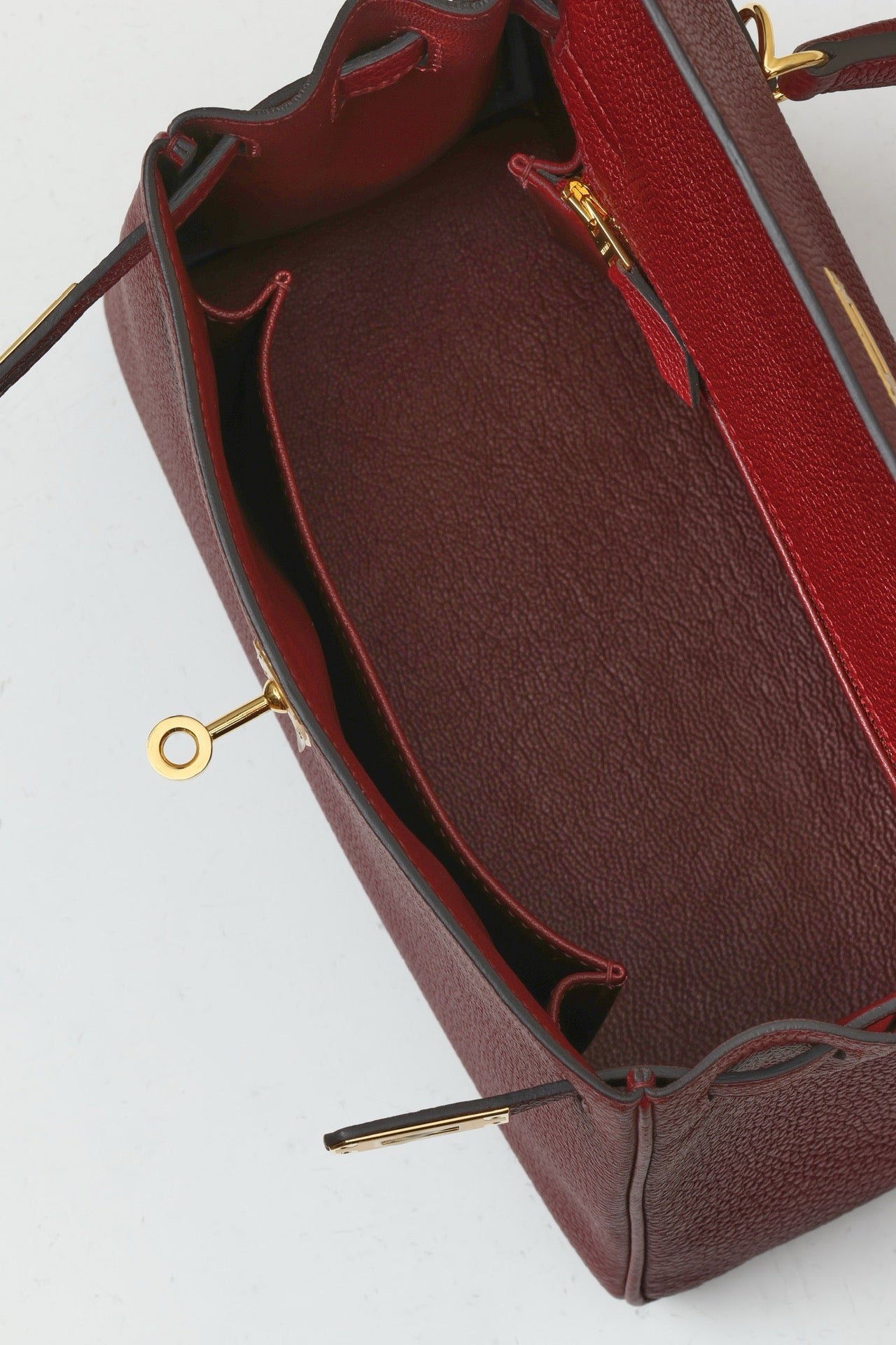 KL25 Red Color #3735