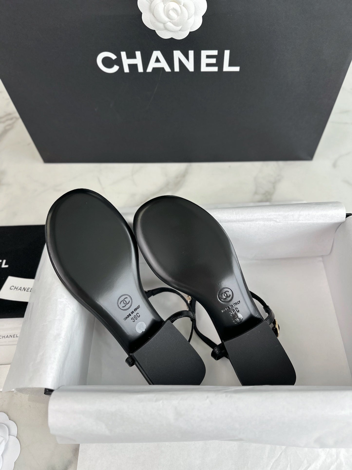 24s Sandal #370