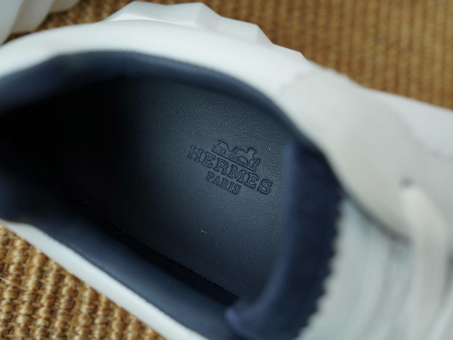 HSneakers