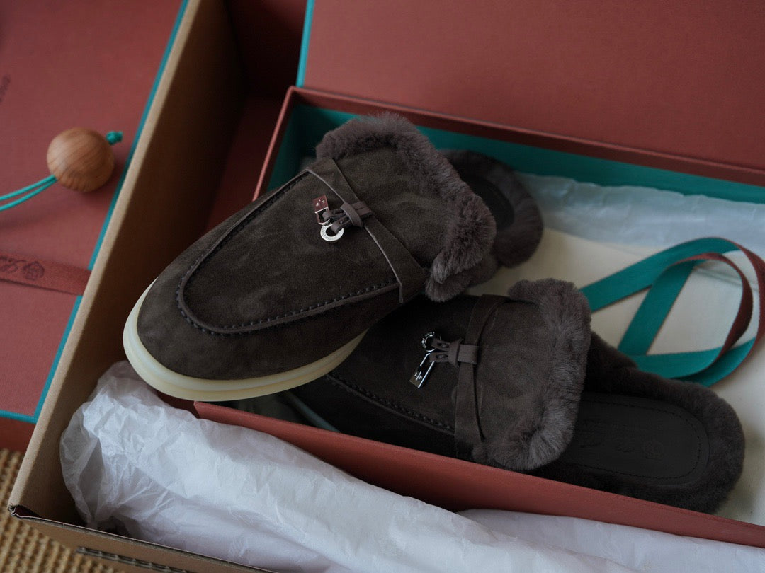 Charms Walk Loafer #219