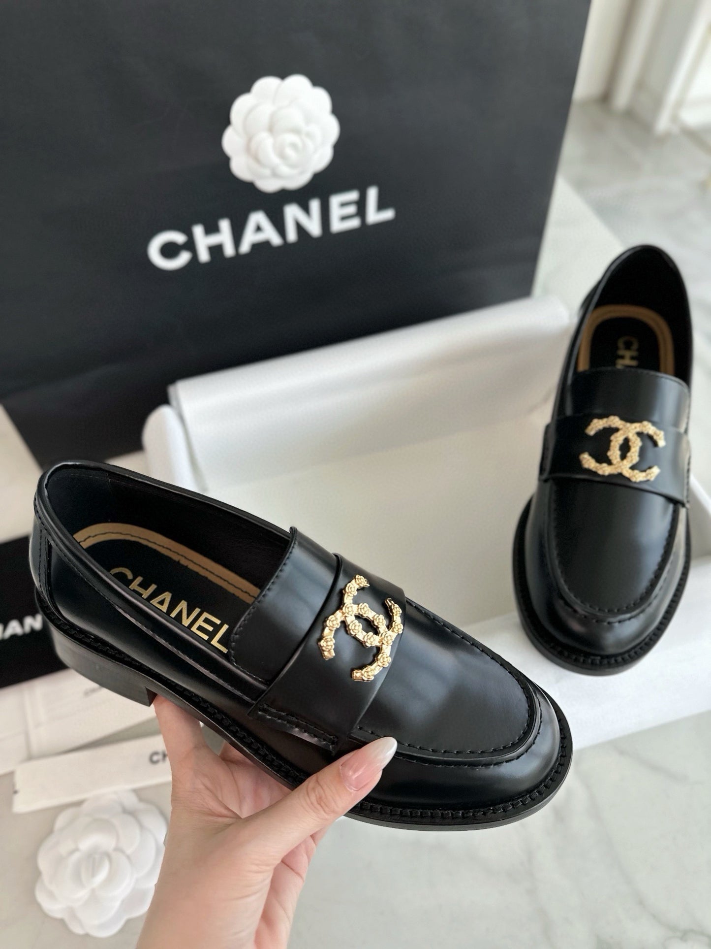 24s loafer #2471