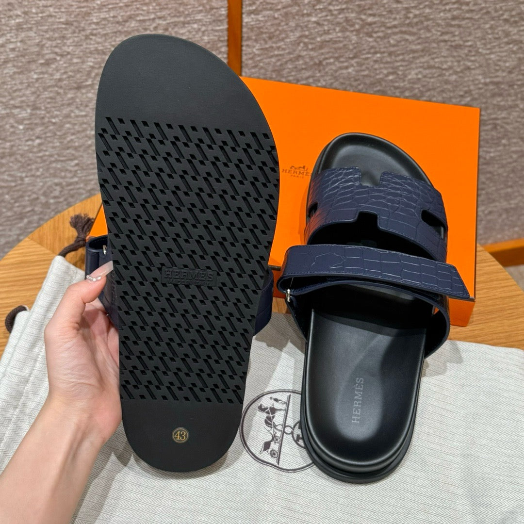 sandal alligator #2572