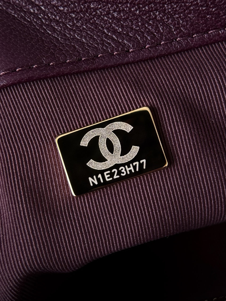 19 bag #3038