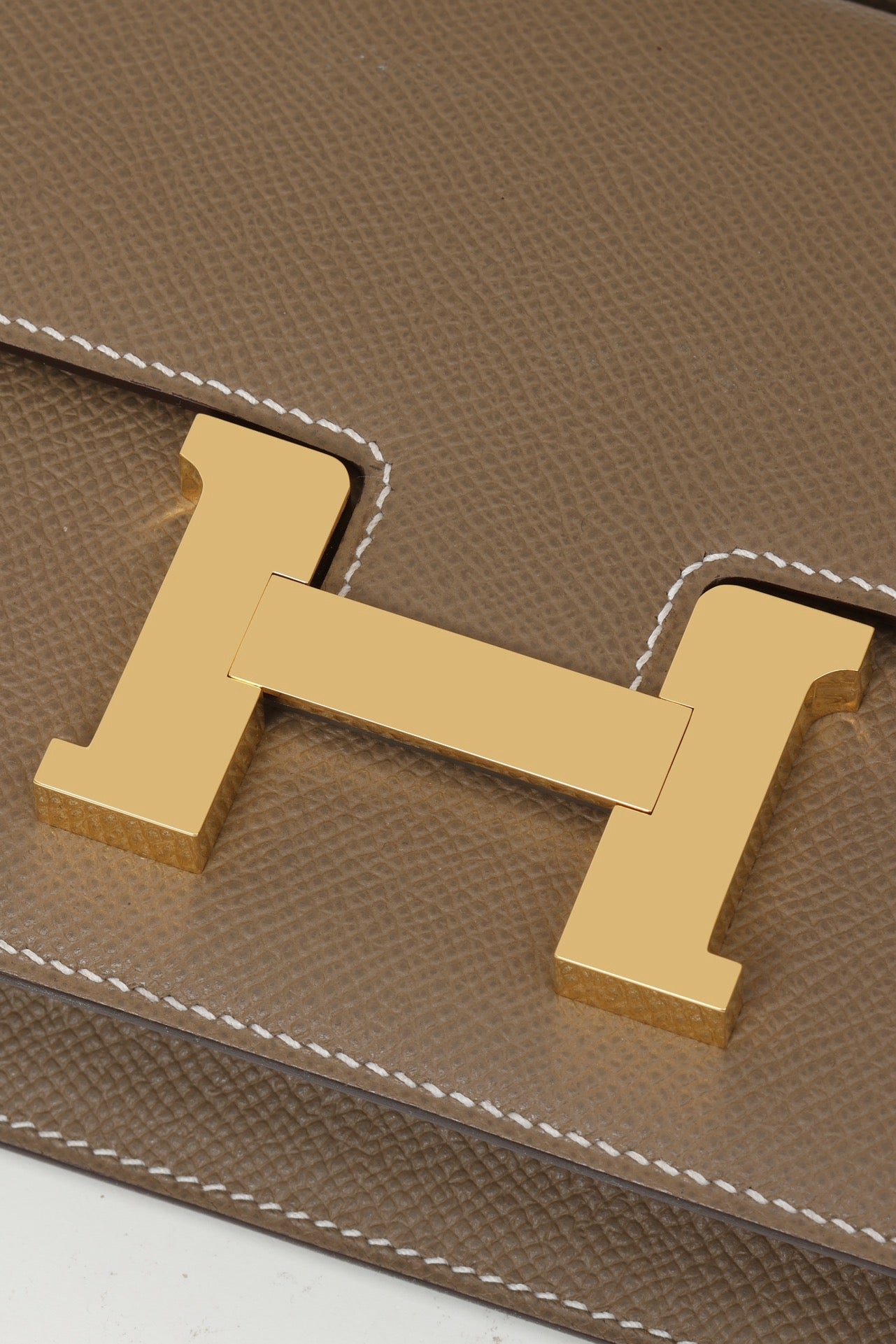 CJG24 , Epsom CK18 Elephant Grey GHW #4363