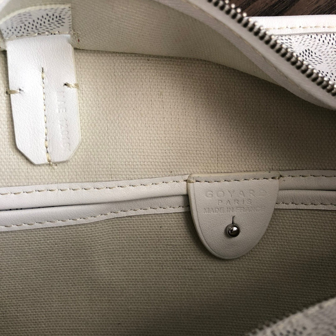 Artois PM Bag #692