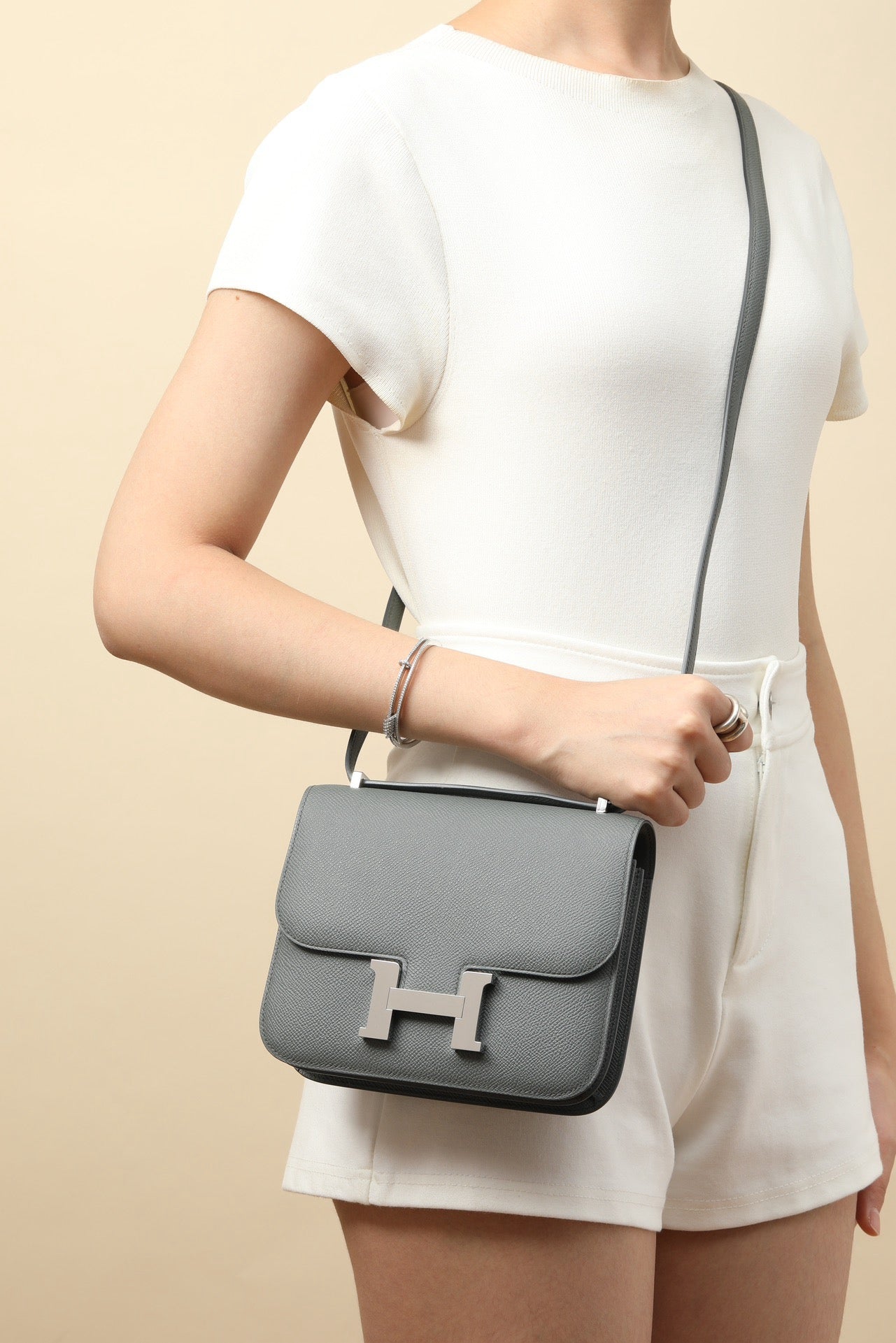 CJ19 19 cm , Almond Green Epsom leather PHW #4332