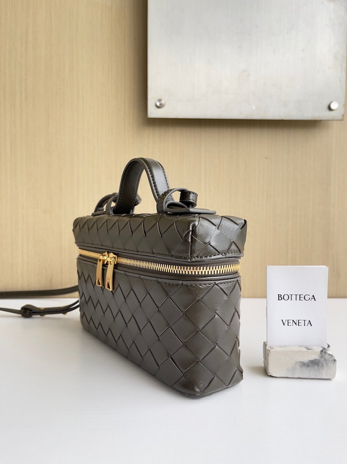 BV Bang Bang Vanity Case #564