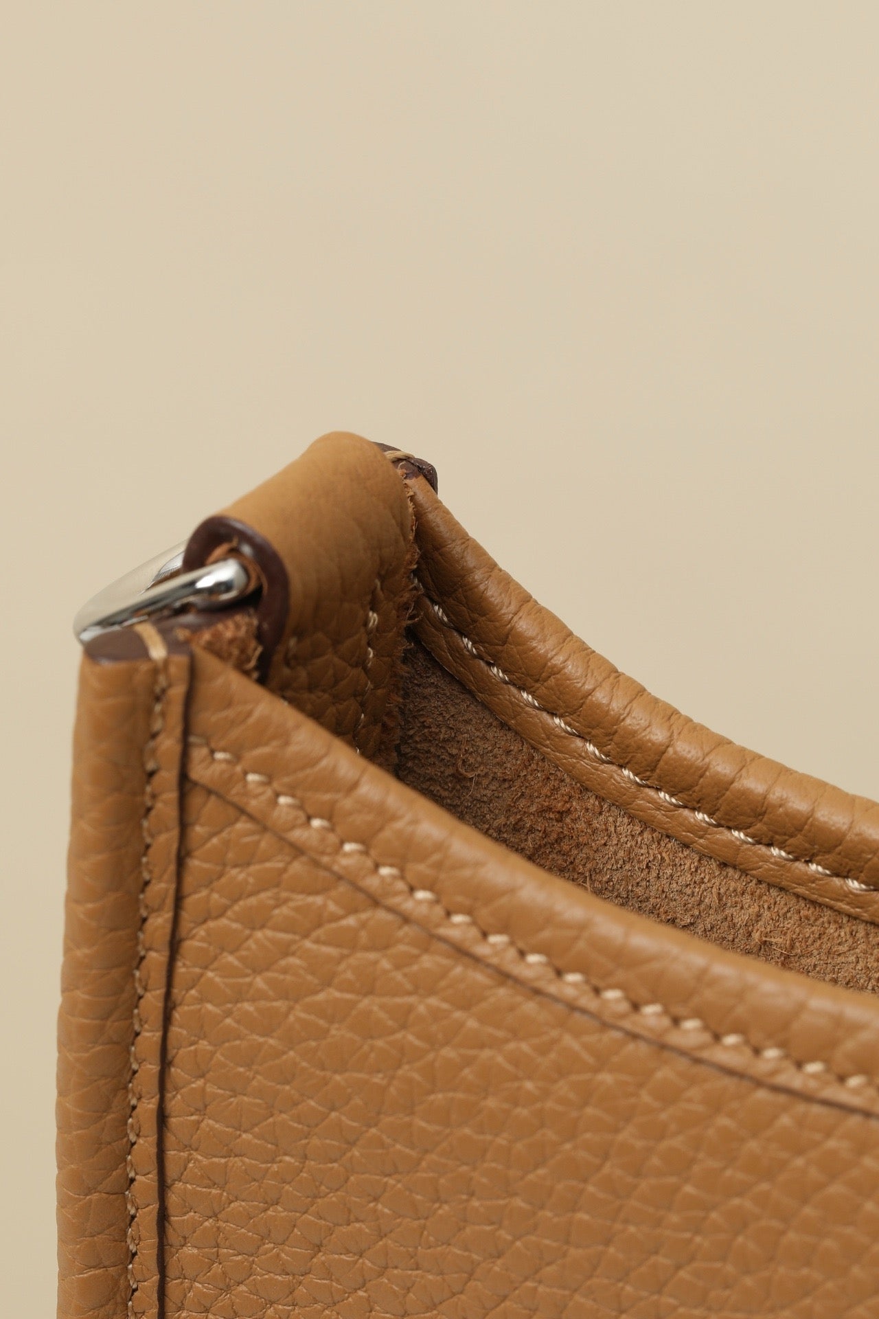 YF16 4B Biscuit,Clemence bull leather crossbody bag  , PHW #4428