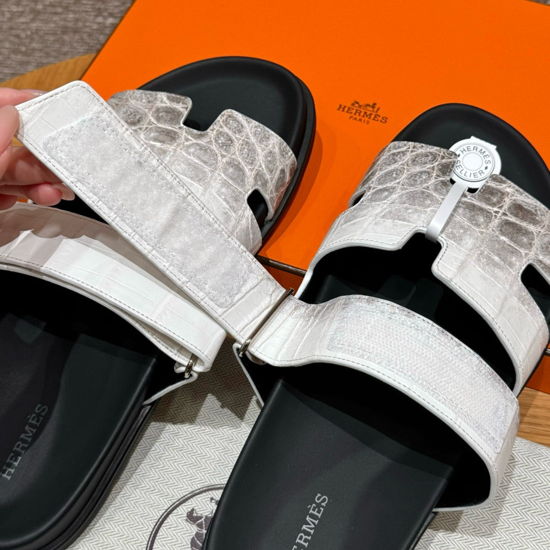 sandal alligator #2577